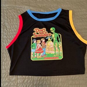 Don’t talk to strangers Crop Top